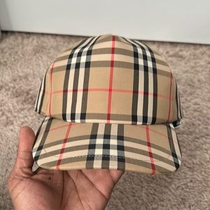 Burberry hat
